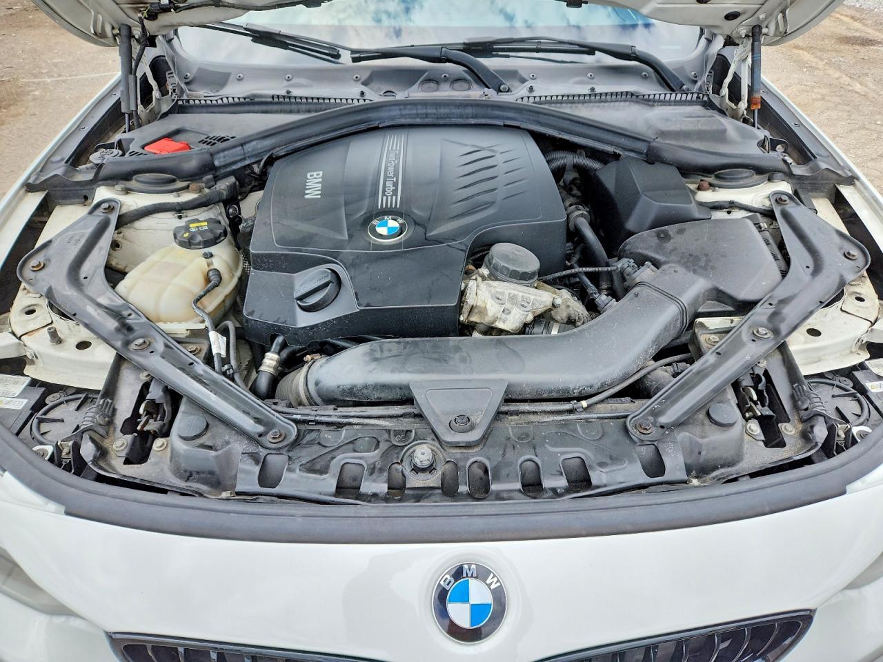 2015 BMW 4 Series - zdjęcie 12