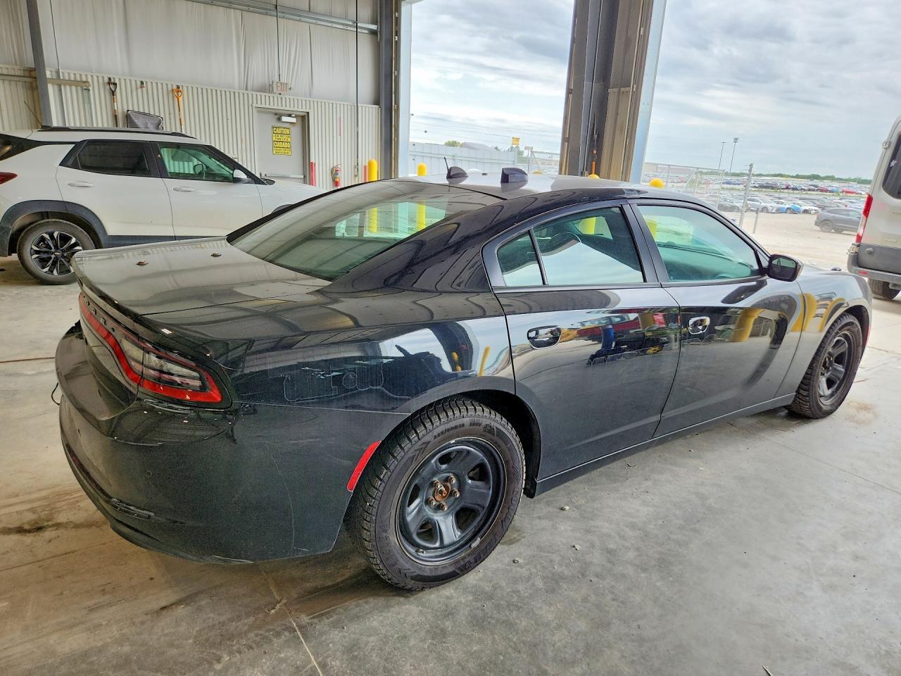 2021 Dodge Charger Police - zdjęcie 3