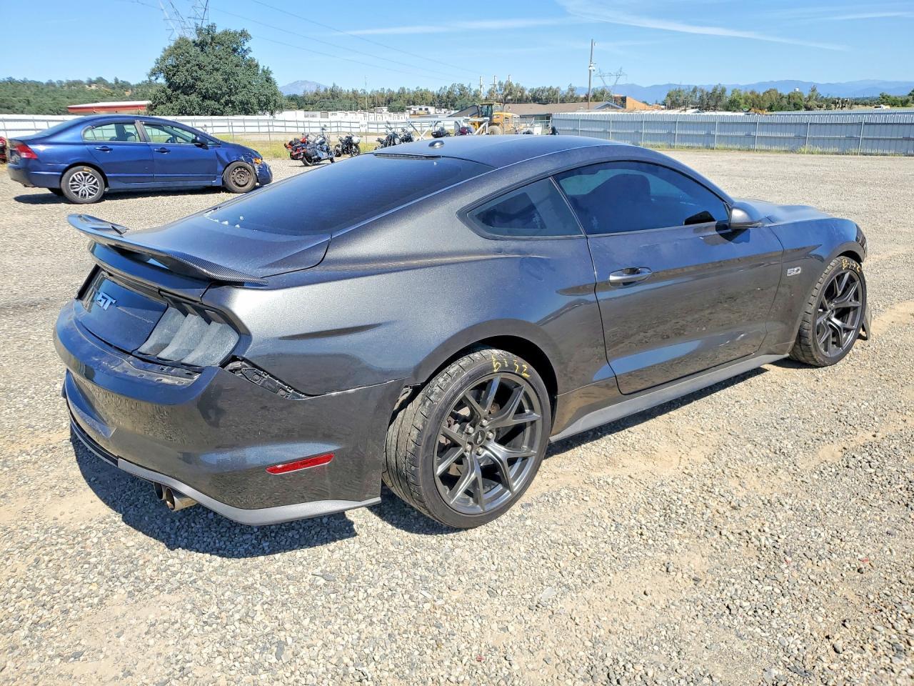 2019 Ford Mustang Gt - zdjęcie 3