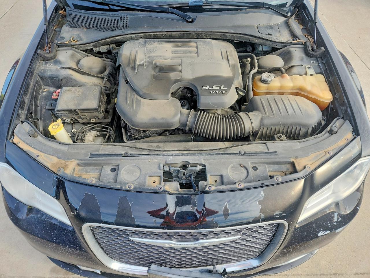2016 Chrysler 300C - zdjęcie 11