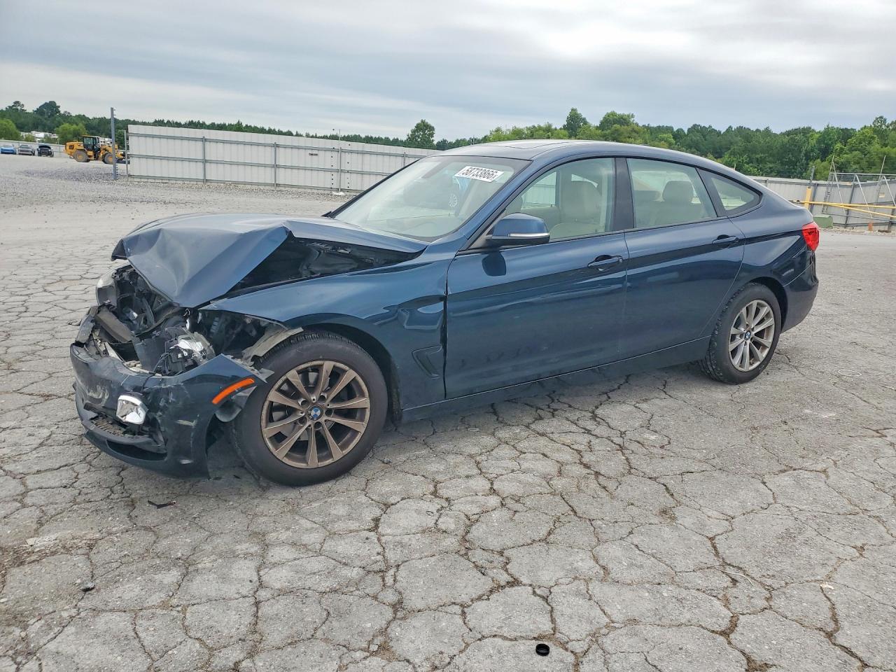 2015 BMW Seria 3 328i - zdjęcie główne