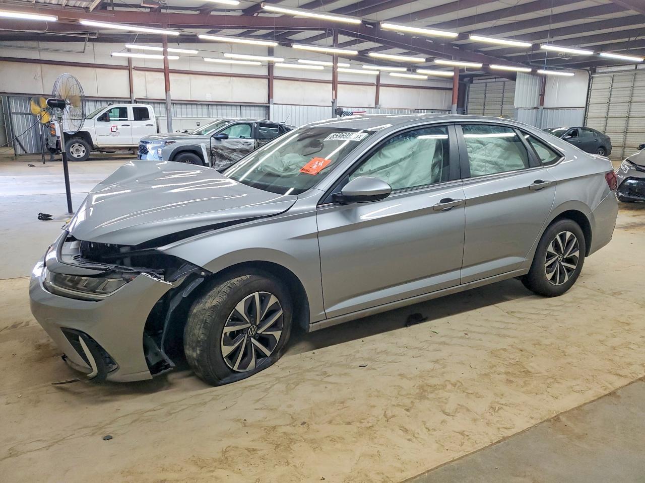 2025 Volkswagen Jetta S - zdjęcie główne
