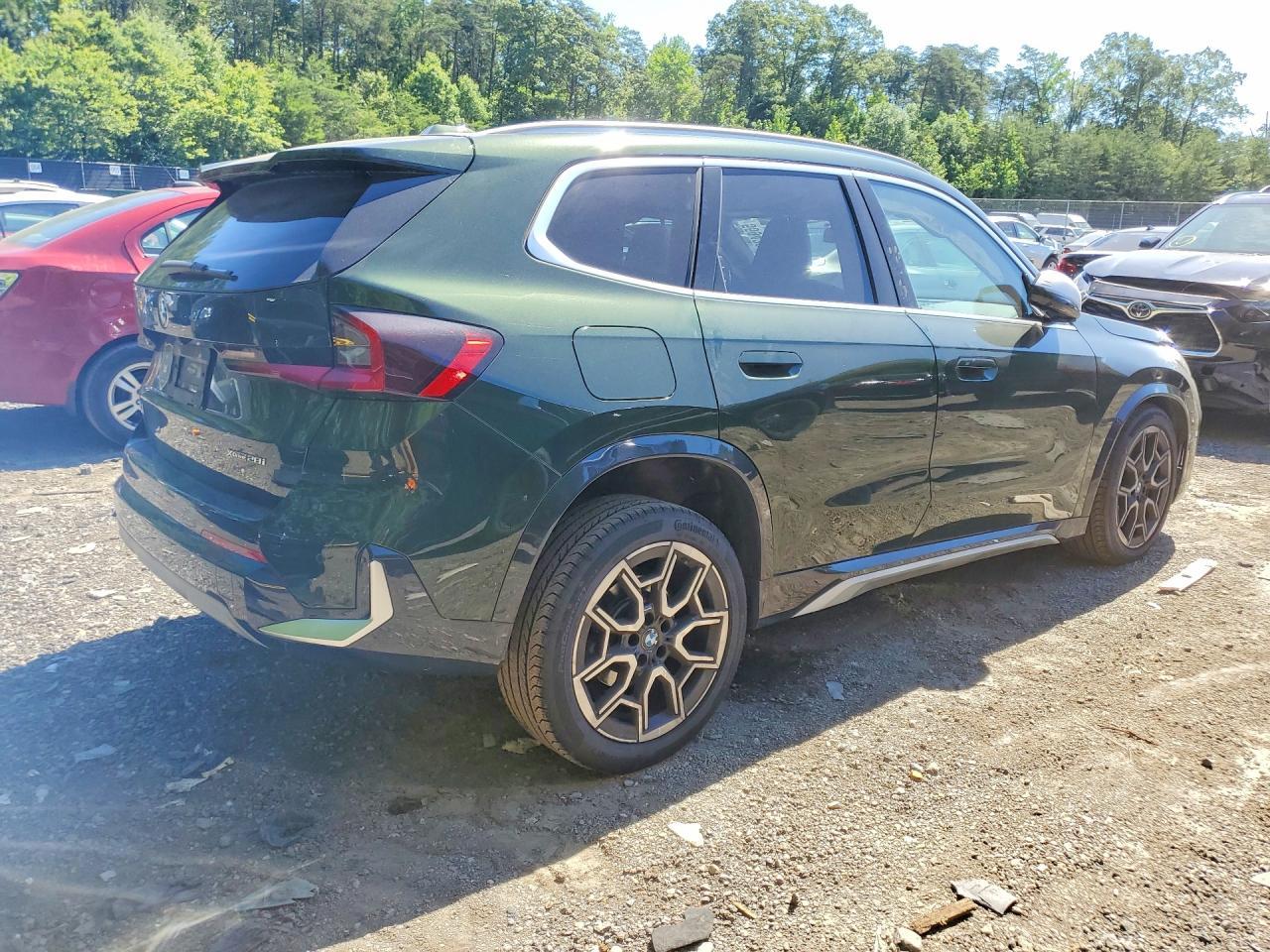 2023 BMW X1 xDrive28I - zdjęcie 3