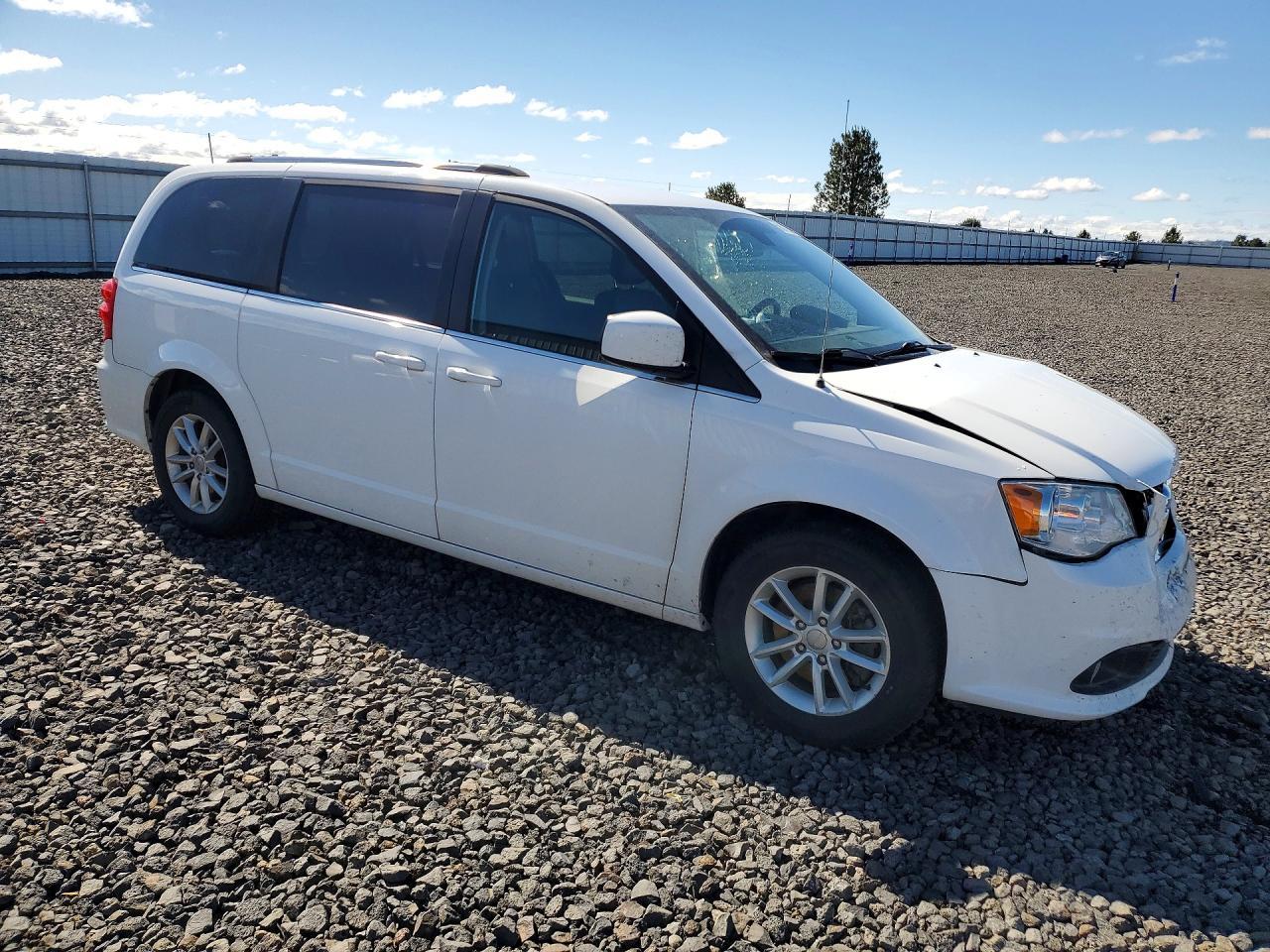 2020 Dodge Grand Caravan Sxt - zdjęcie 4