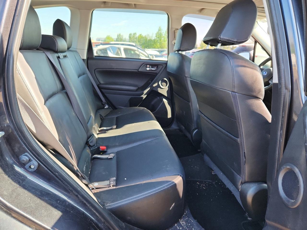 2016 Subaru Forester 2.0Xt Touring - zdjęcie 11
