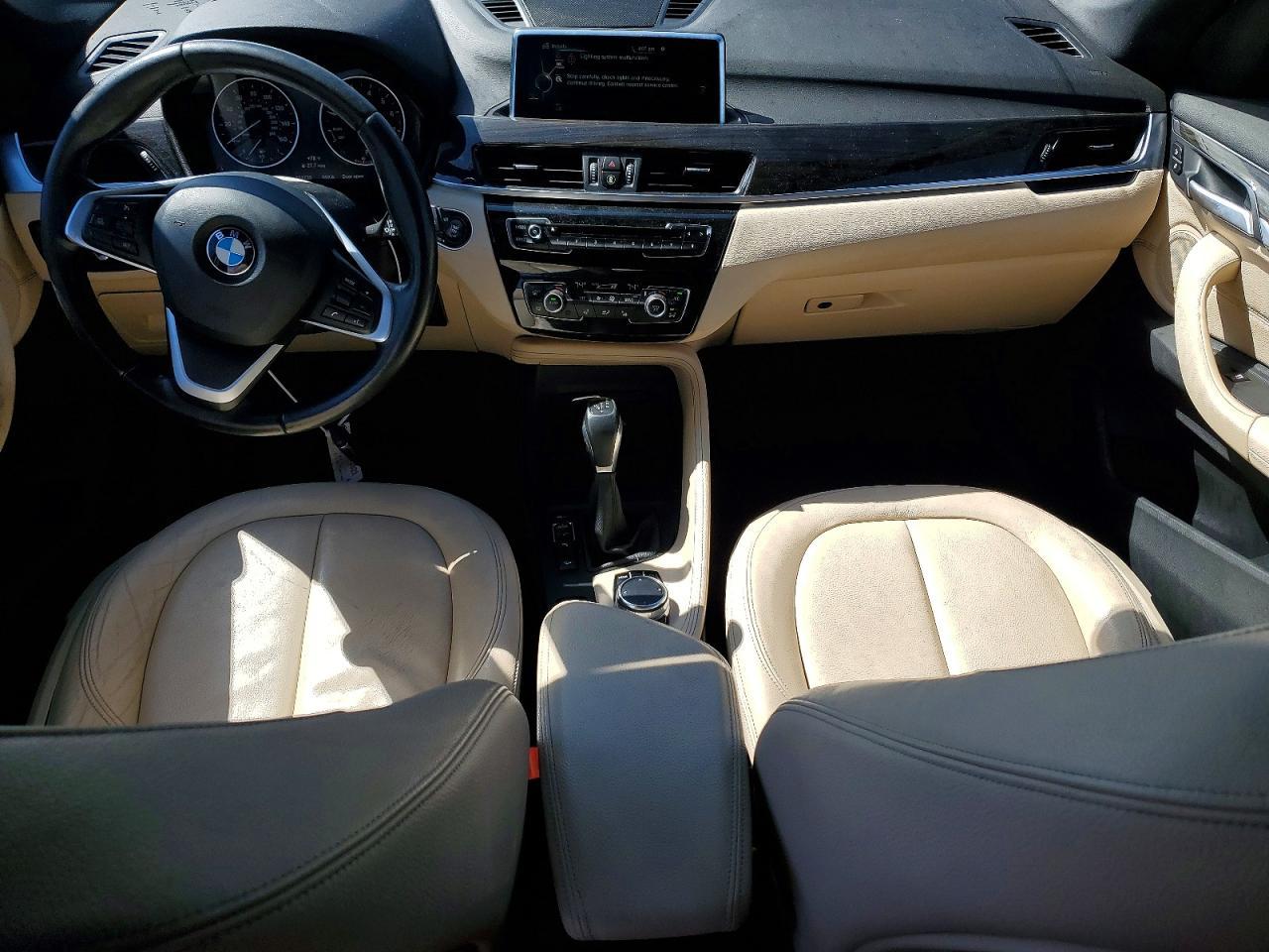 2017 BMW X1 xDrive28I - zdjęcie 8