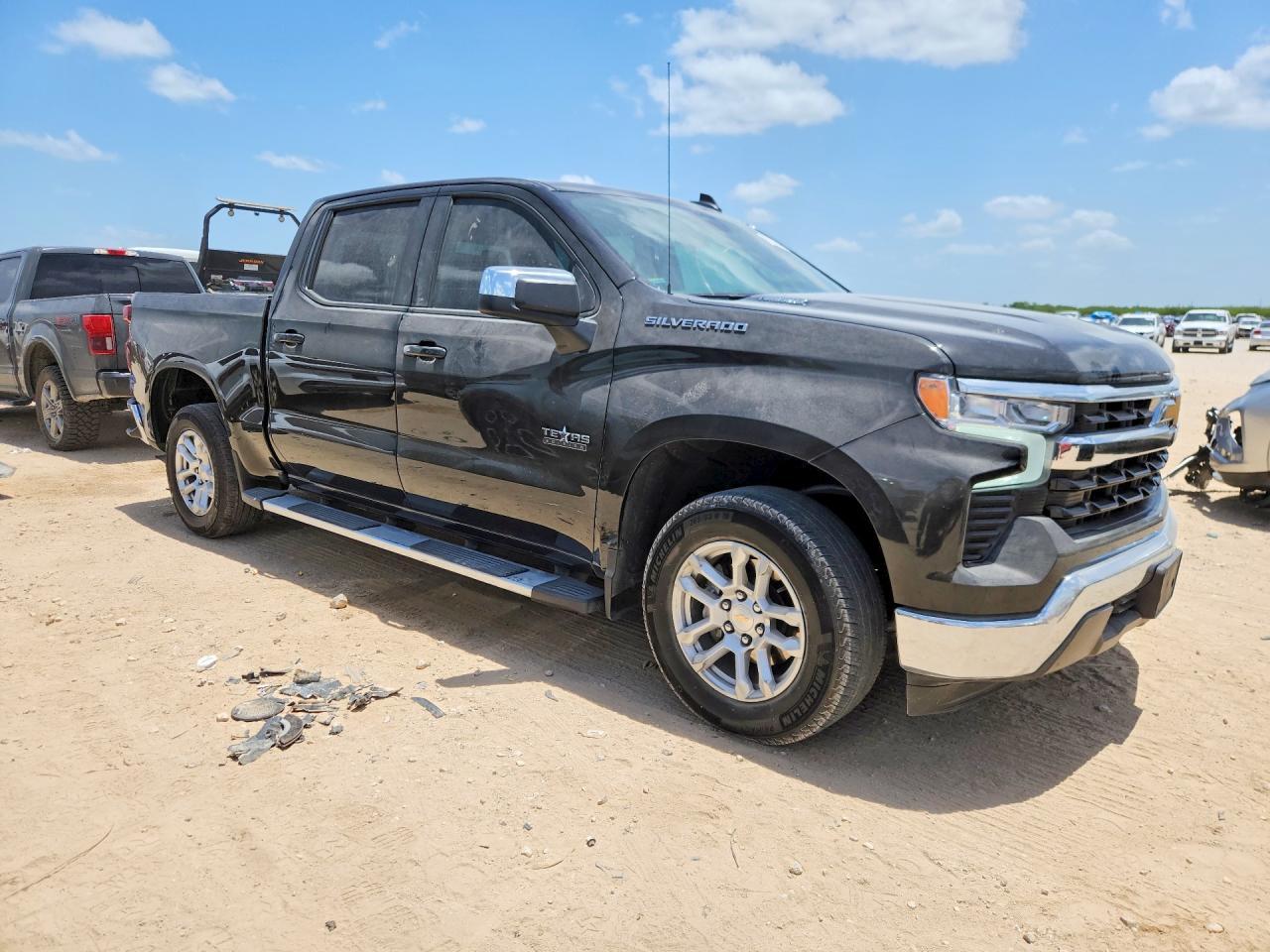 2025 Chevrolet Silverado C1500 Lt - zdjęcie 4