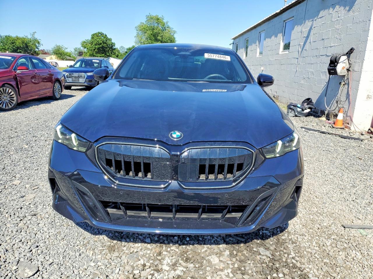 2024 BMW 530 Xi - zdjęcie 5