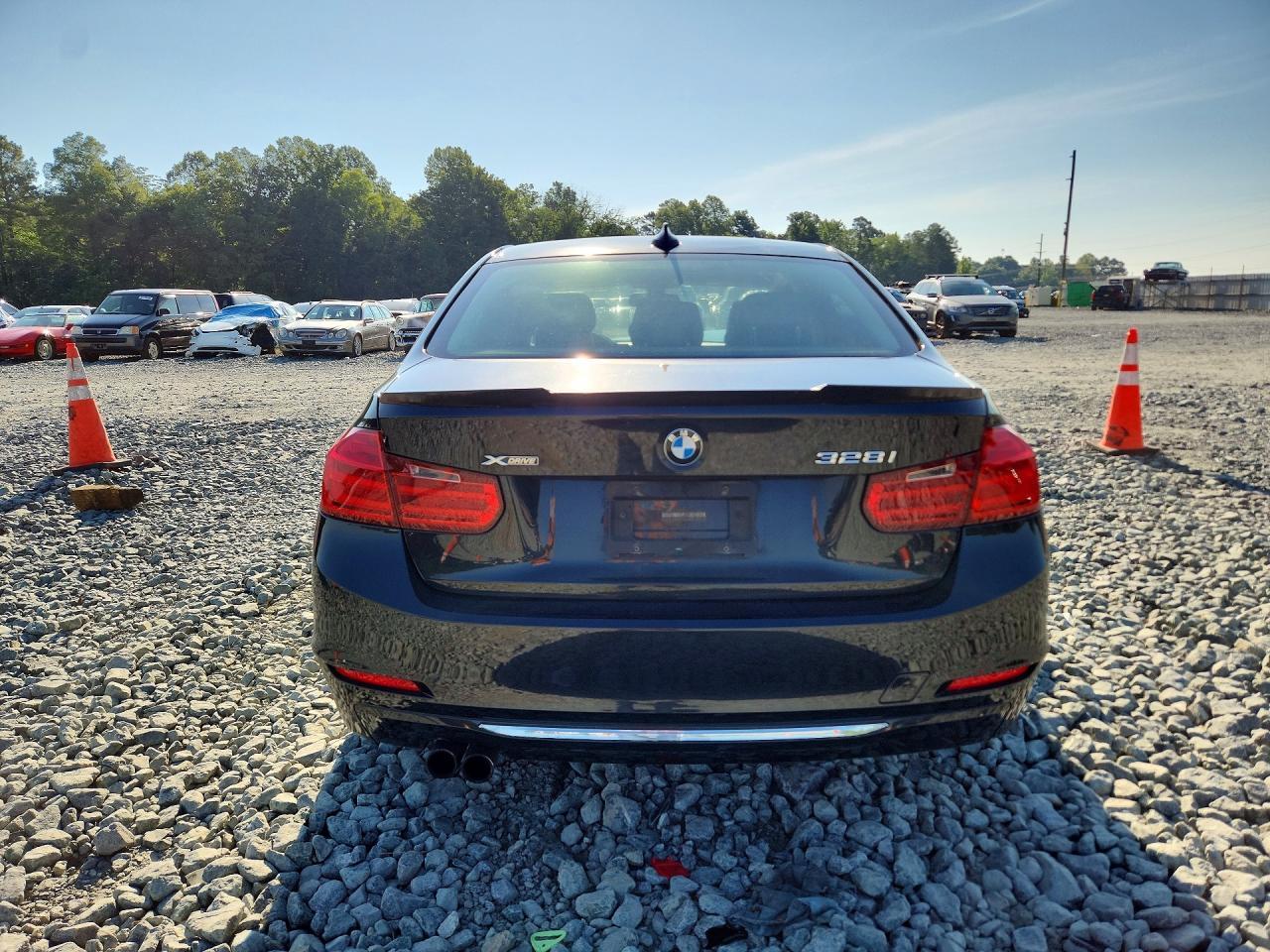 2013 BMW Seria 3 328i - zdjęcie 6