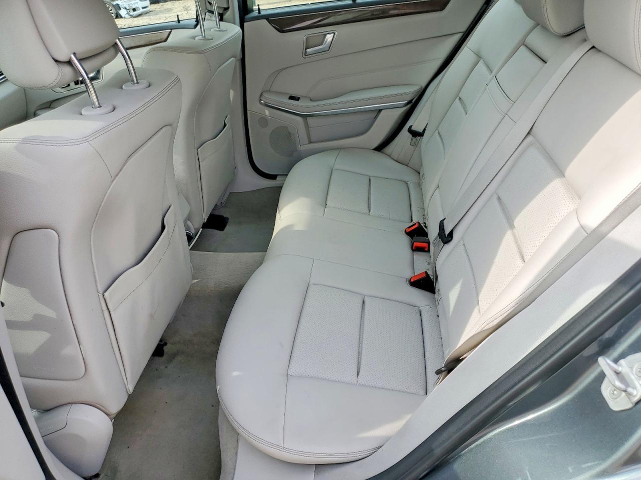 2016 Mercedes-Benz E 350 4Matic Wagon - zdjęcie 10