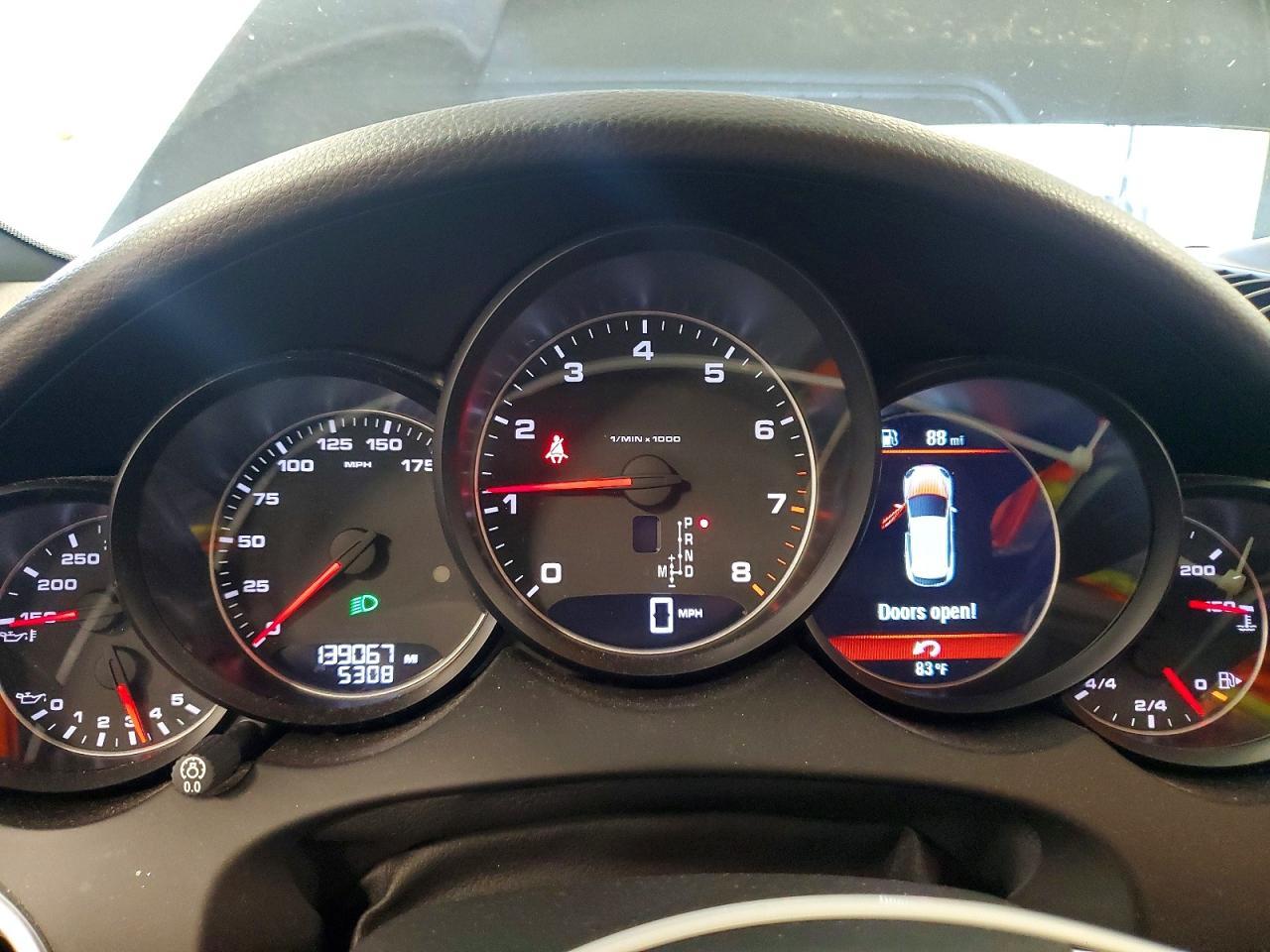 2013 Porsche Cayenne - zdjęcie 9