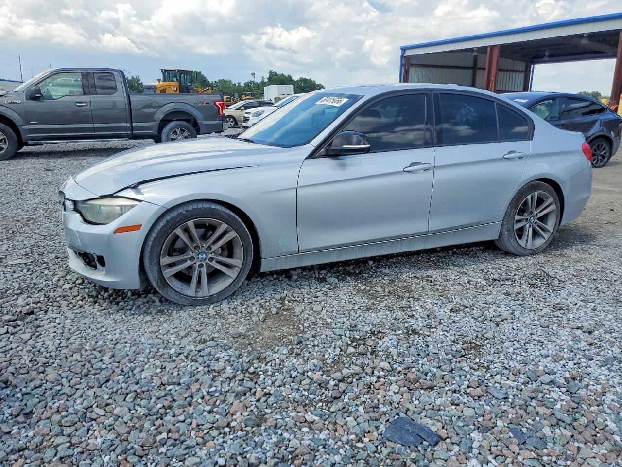 2014 BMW 328 I - zdjęcie główne