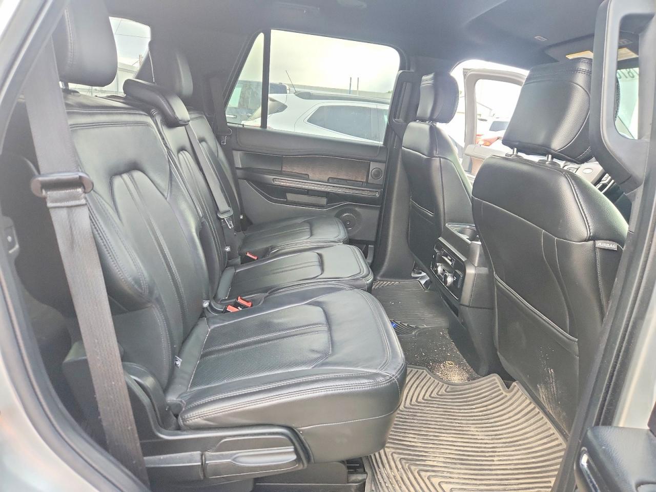 2018 Ford Expedition Limited - zdjęcie 11