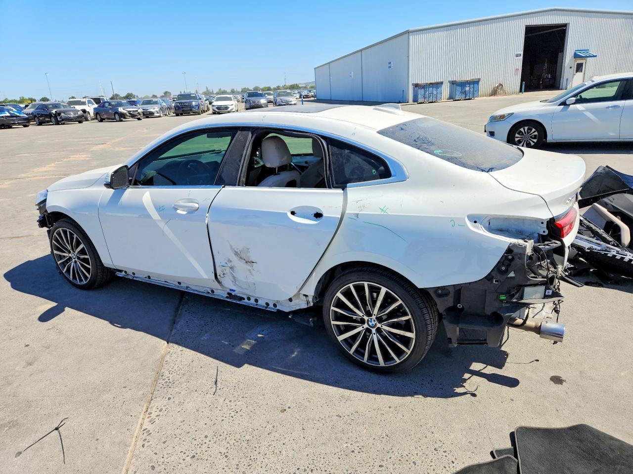 2021 BMW Seria 2 228i - zdjęcie 2
