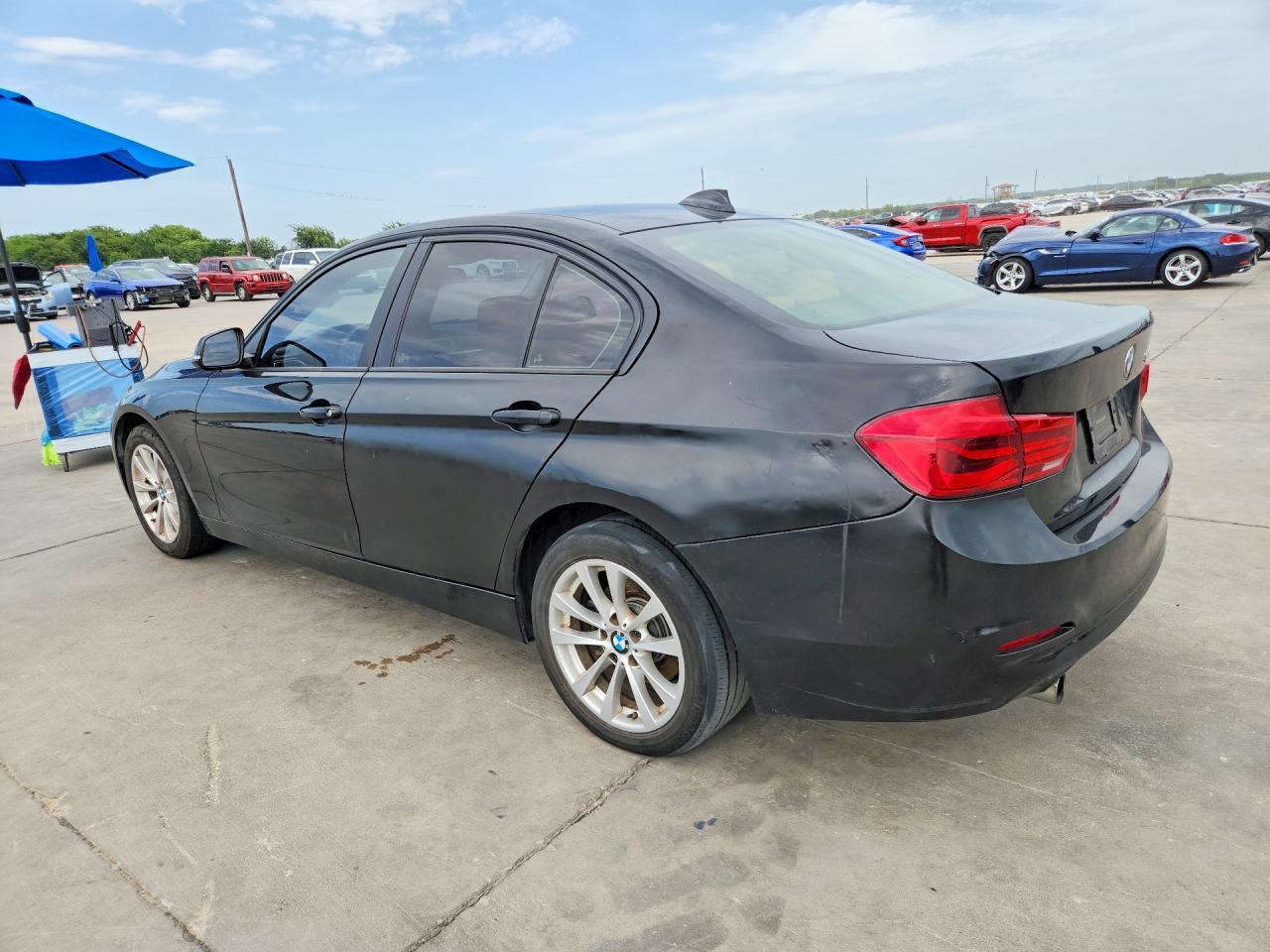 2018 BMW 320 I - zdjęcie 2