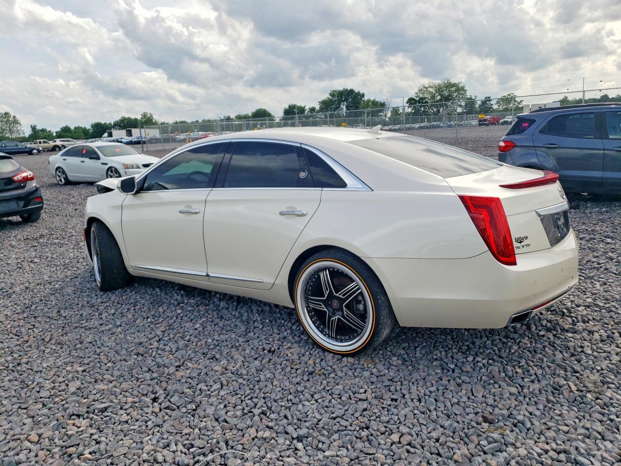 2013 Cadillac Xts Luxury Collection - zdjęcie 2