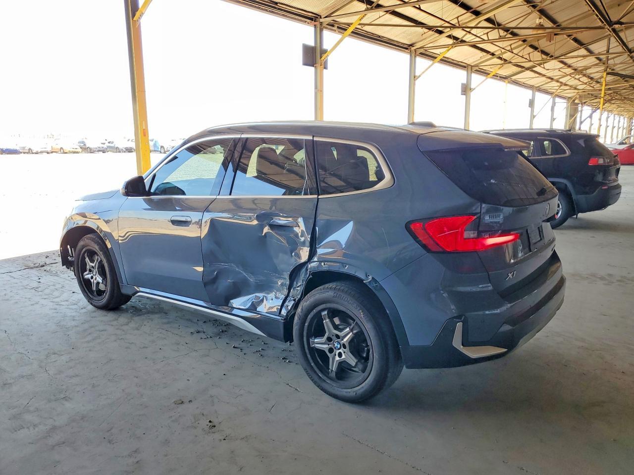 2025 BMW X1 xDrive28I - zdjęcie 2