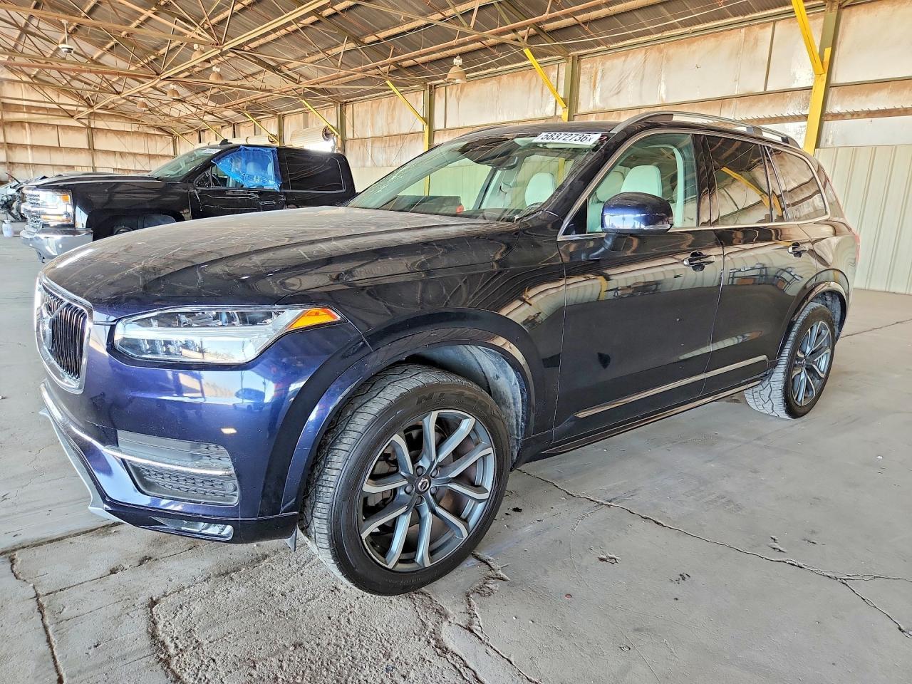 2019 Volvo Xc90 T5 Momentum - zdjęcie główne