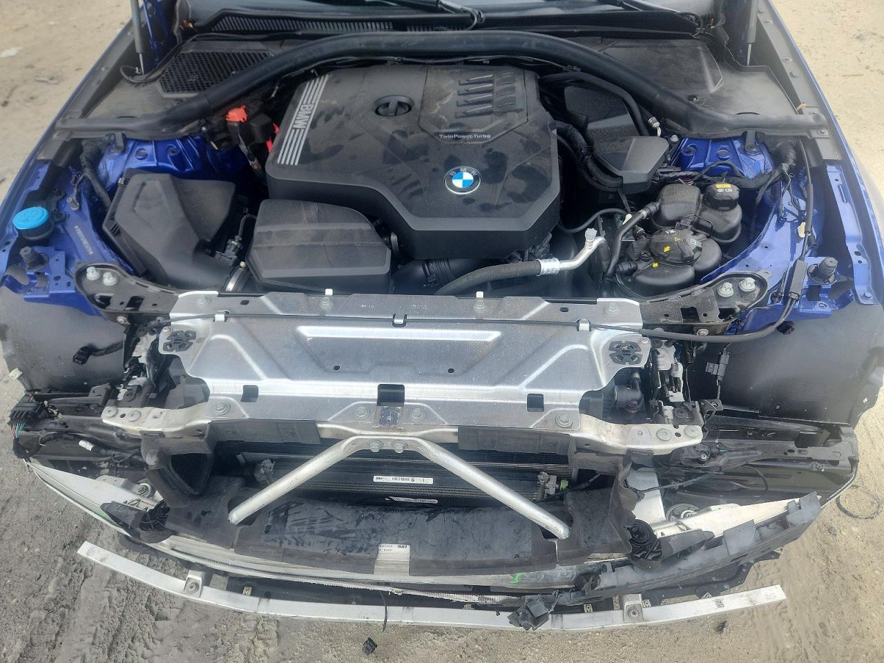 2022 BMW Seria 3 330i - zdjęcie 11