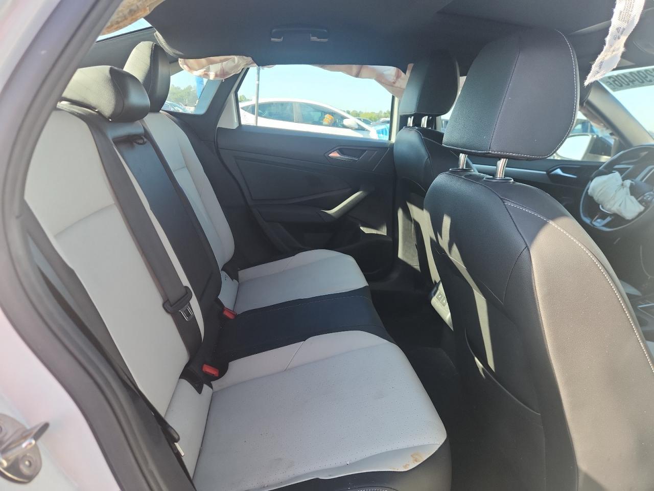 2021 Volkswagen Jetta S - zdjęcie 10
