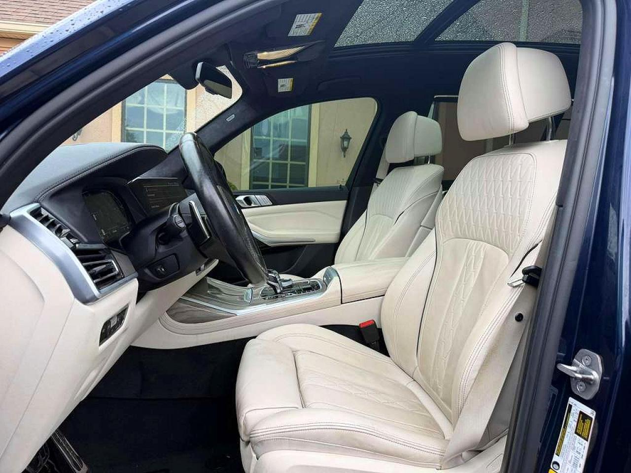 2022 BMW X7 xDrive40I - zdjęcie 11