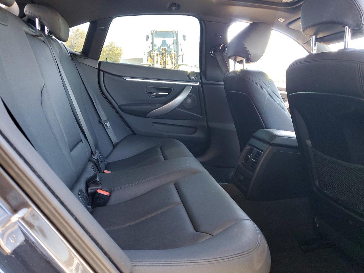 2019 BMW Seria 4 430i - zdjęcie 10