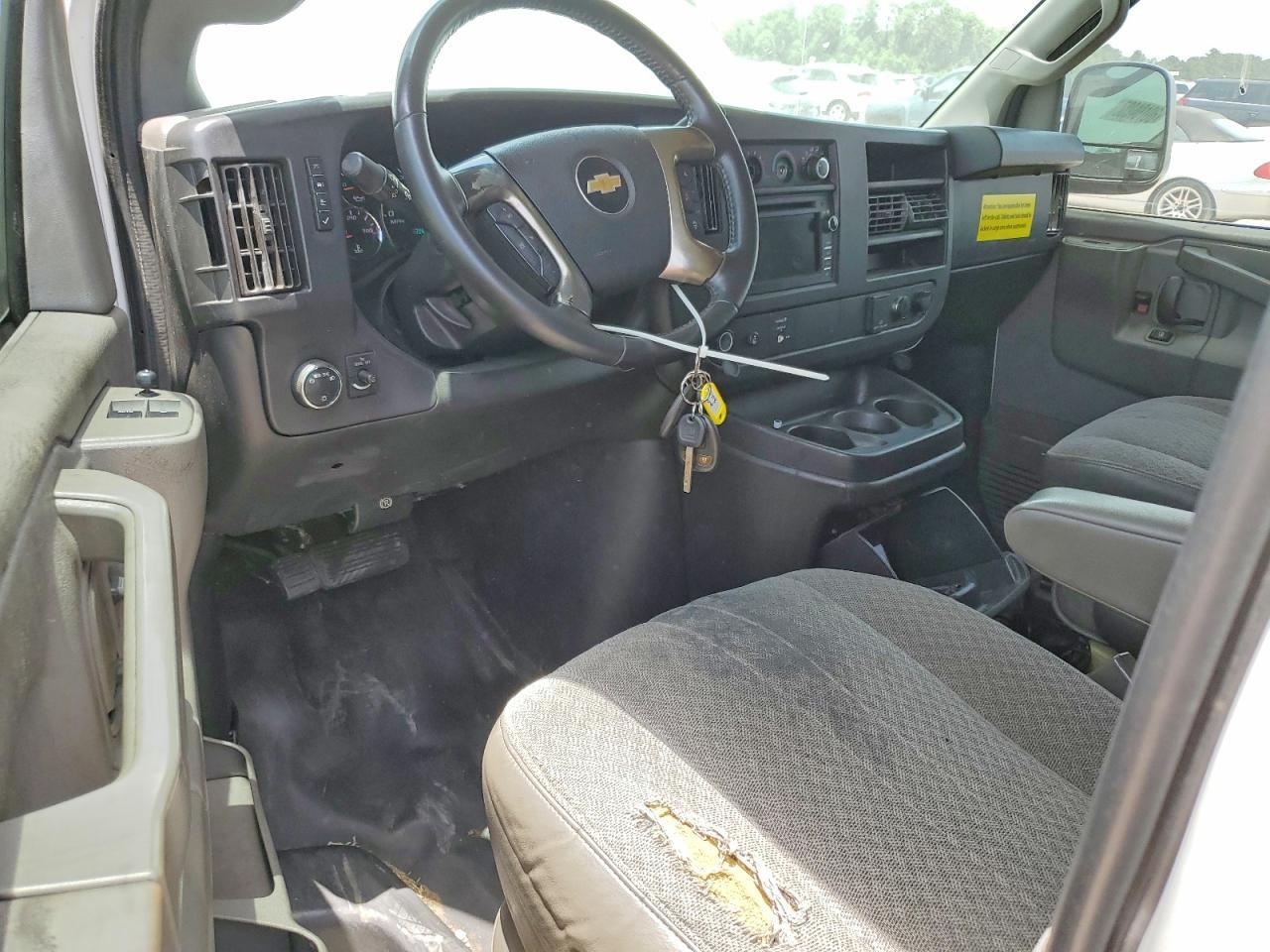 2019 Chevrolet Express G3500 - zdjęcie 8