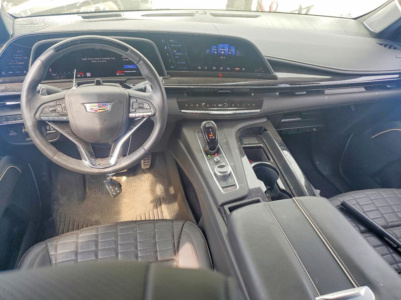2023 Cadillac Escalade V Sport - zdjęcie 8