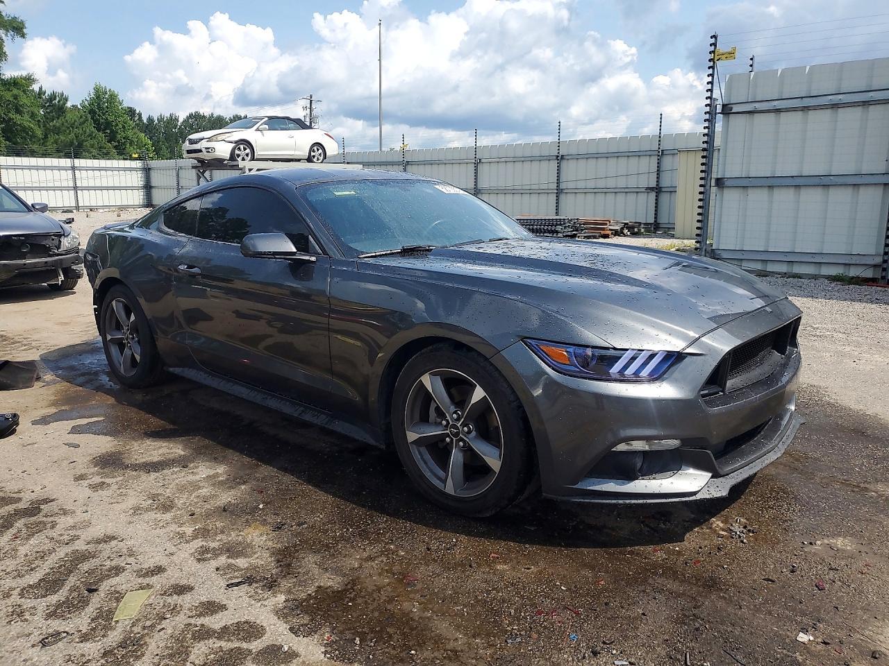 2016 Ford Mustang - zdjęcie 4