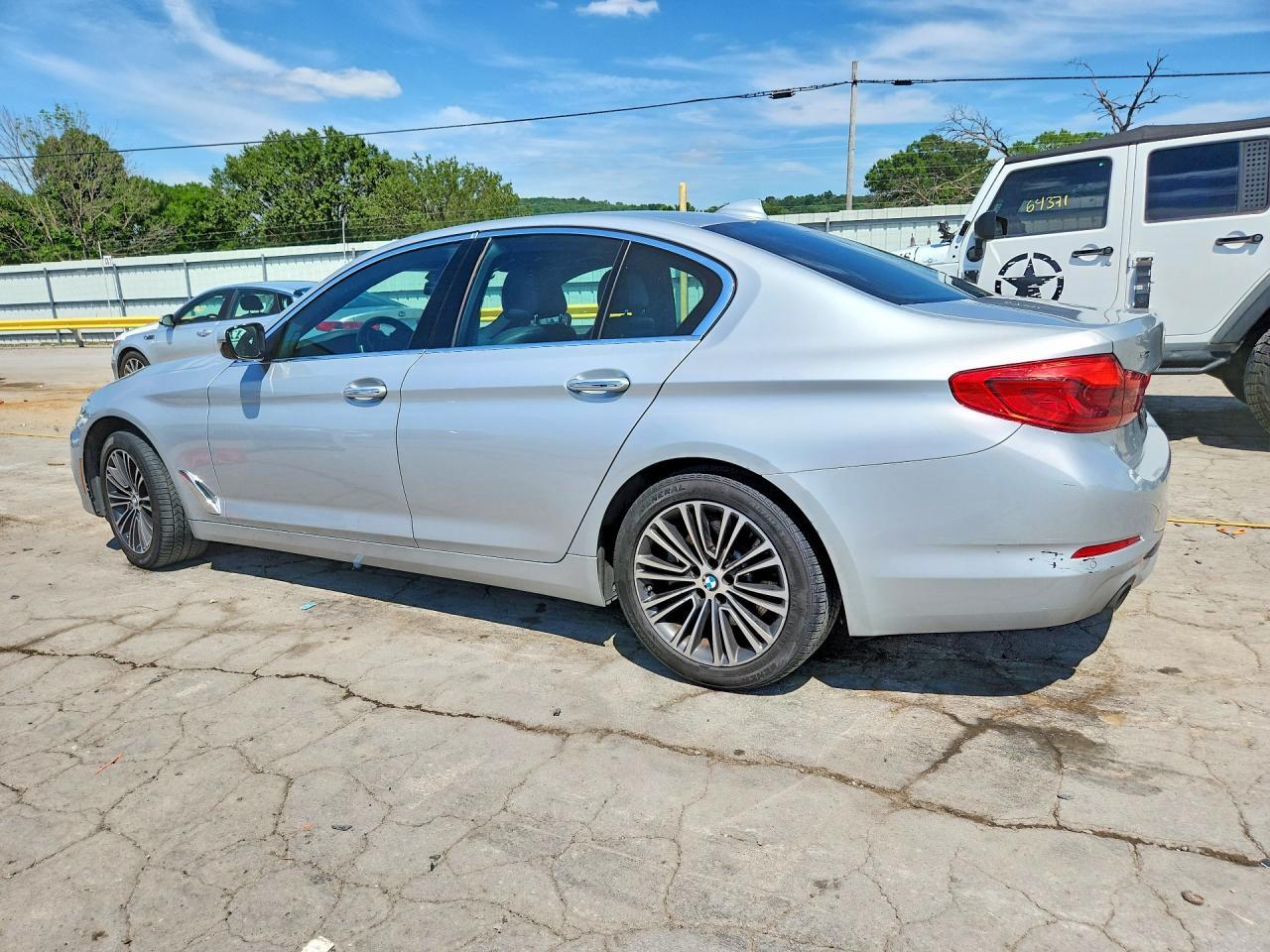 2018 BMW Seria 5 530i - zdjęcie 2