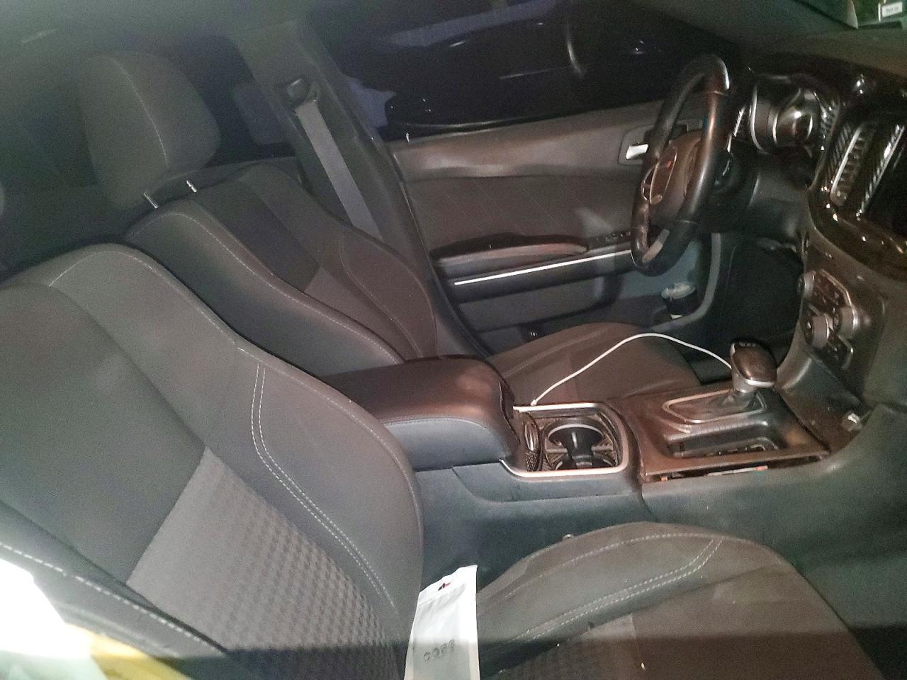 2018 Dodge Charger R - zdjęcie 13