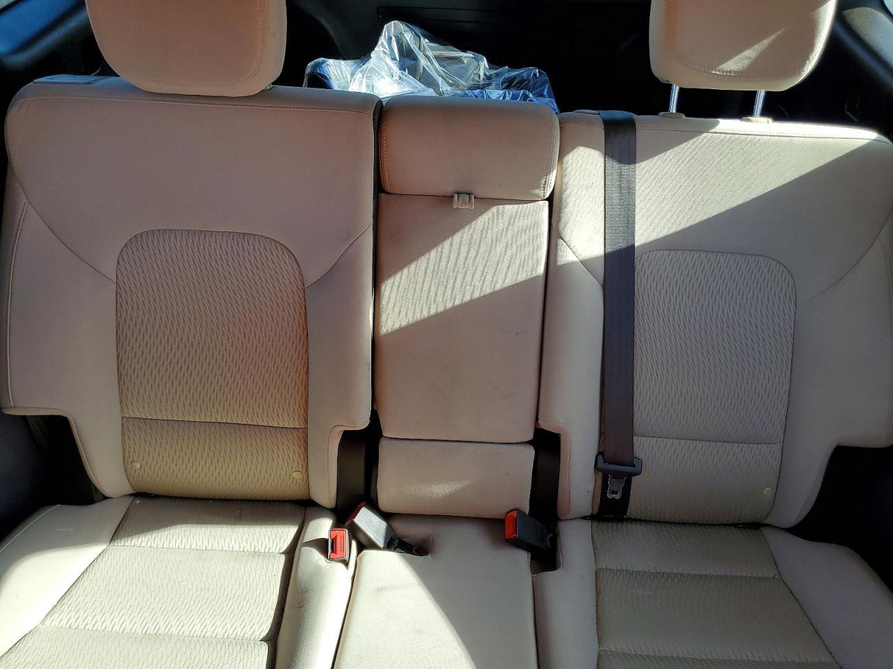 2016 Hyundai Santa Fe - zdjęcie 10