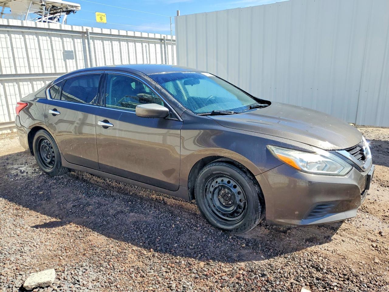 2016 Nissan Altima 2.5 S - zdjęcie 4