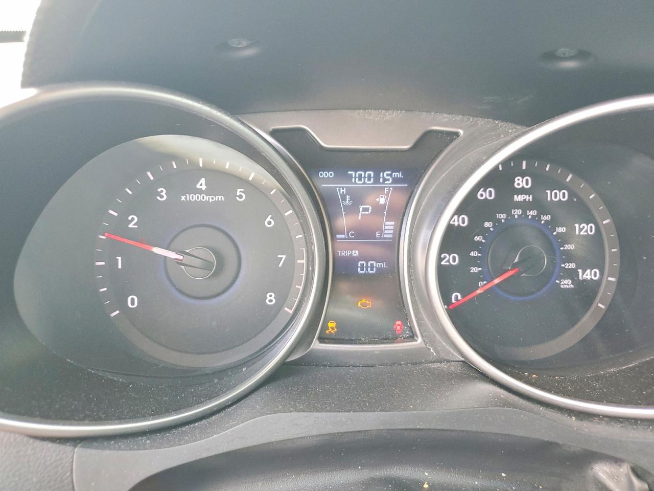 2016 Hyundai Veloster Base - zdjęcie 9