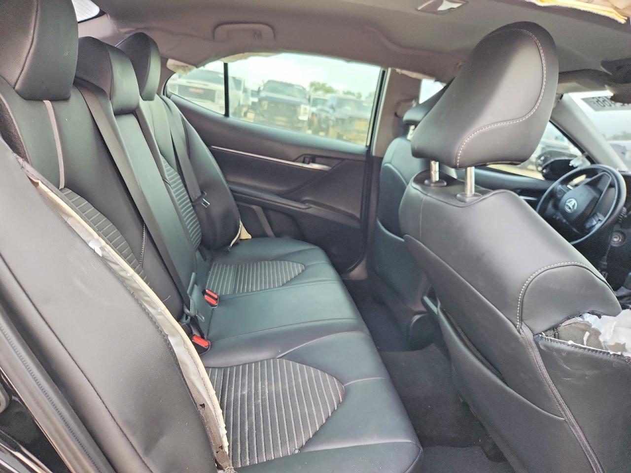 2024 Toyota Camry Se - zdjęcie 10