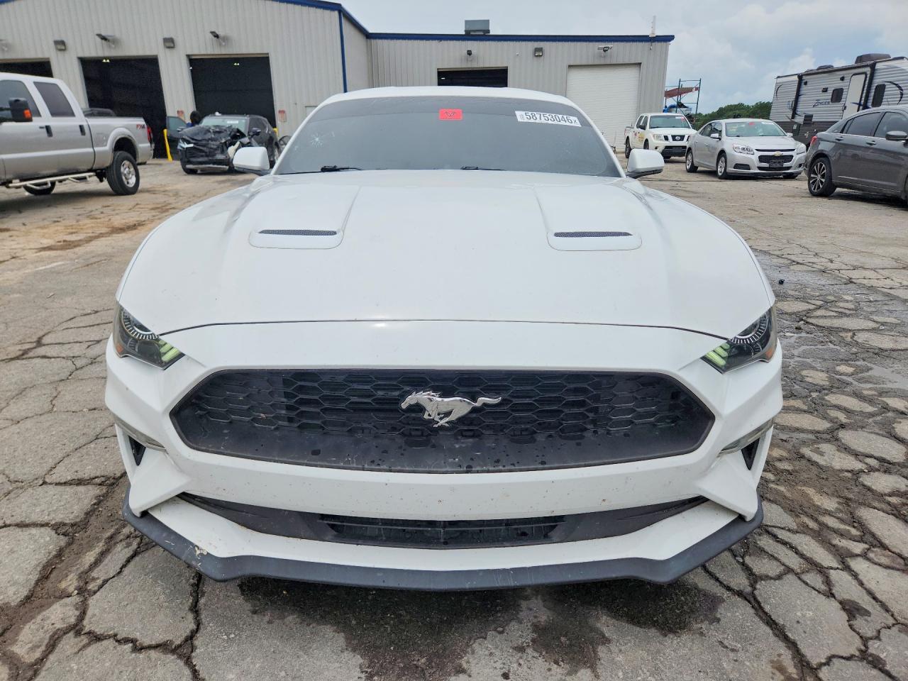 2020 Ford Mustang - zdjęcie 5