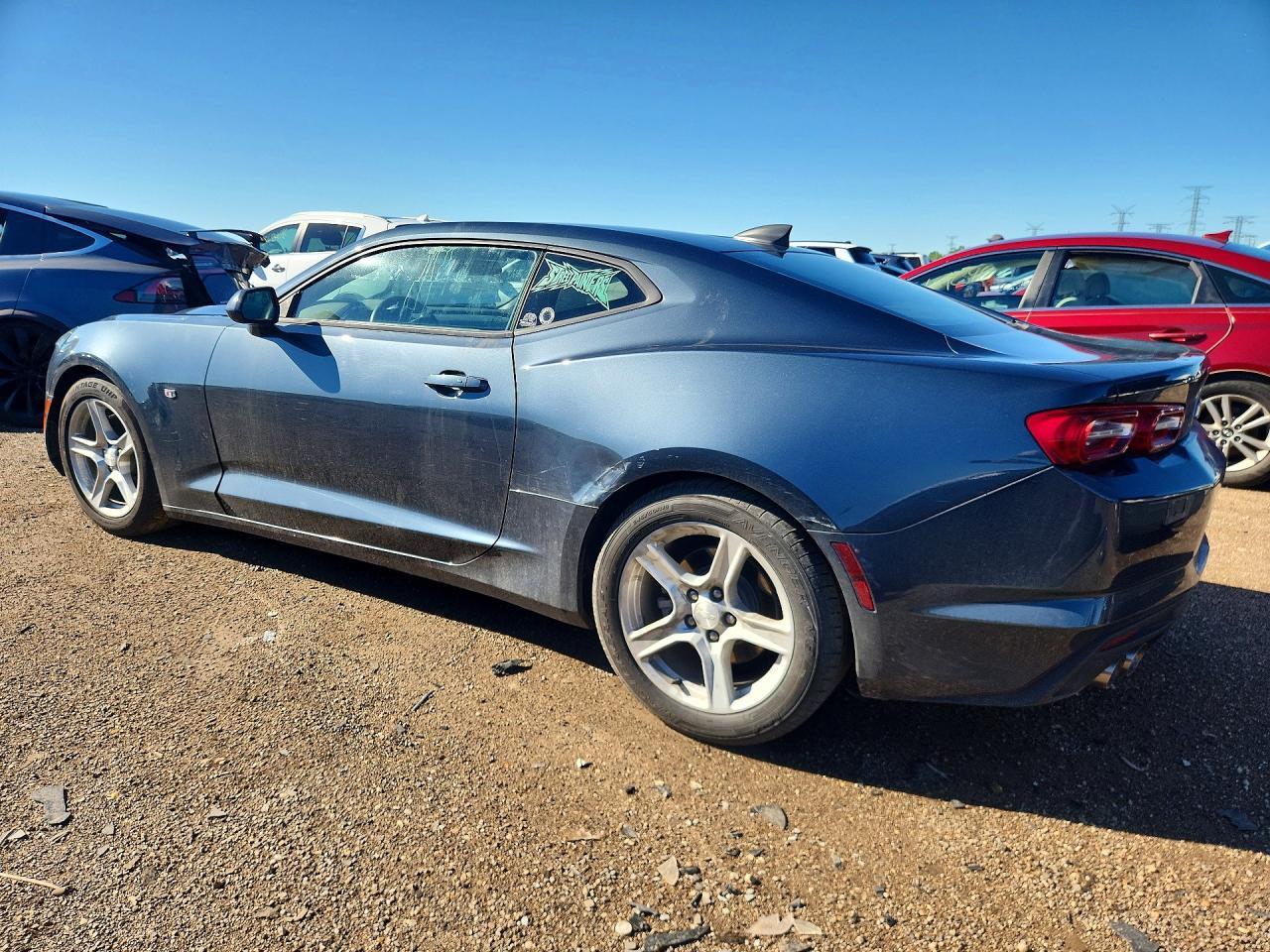 2020 Chevrolet Camaro Ls - zdjęcie 2