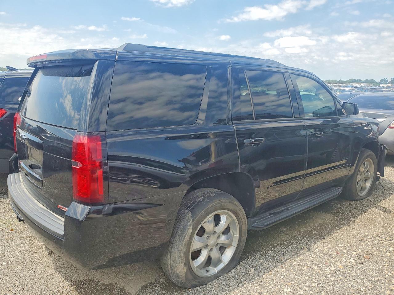 2020 Chevrolet Tahoe K1500 Premier - zdjęcie 3