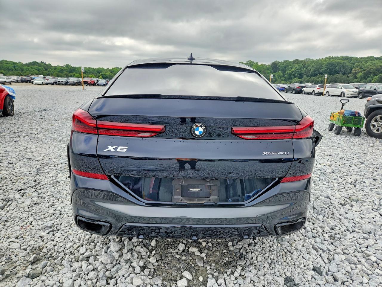 2022 BMW X6 xDrive40I - zdjęcie 6