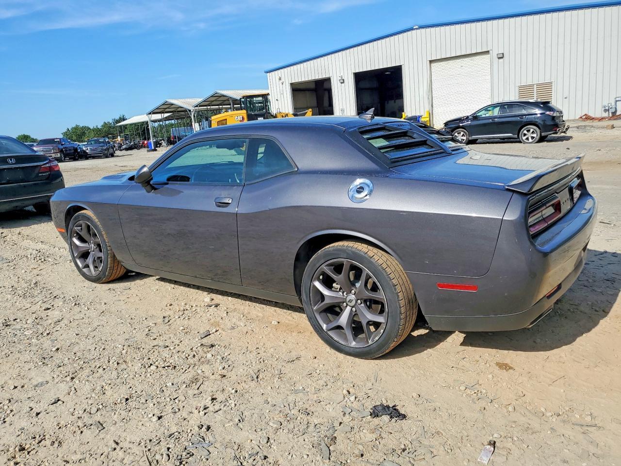 2019 Dodge Challenger Sxt - zdjęcie 2