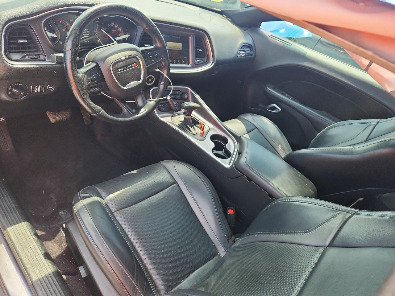 2017 Dodge Challenger Sxt - zdjęcie 8