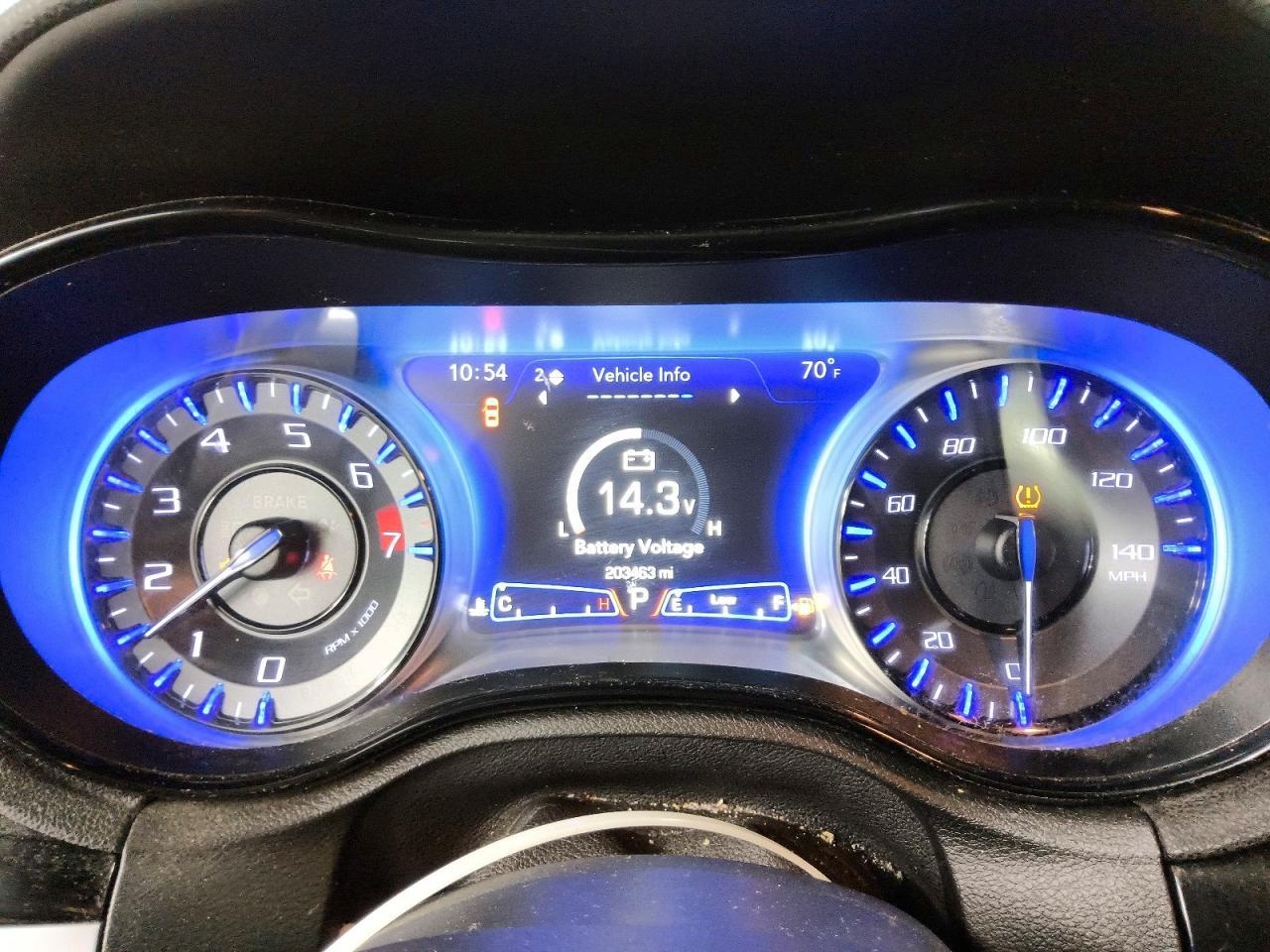 2019 Chrysler 300 S - zdjęcie 9