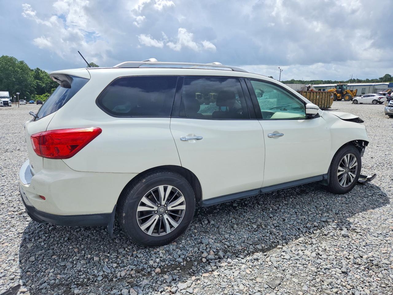 2017 Nissan Pathfinder Sl - zdjęcie 3