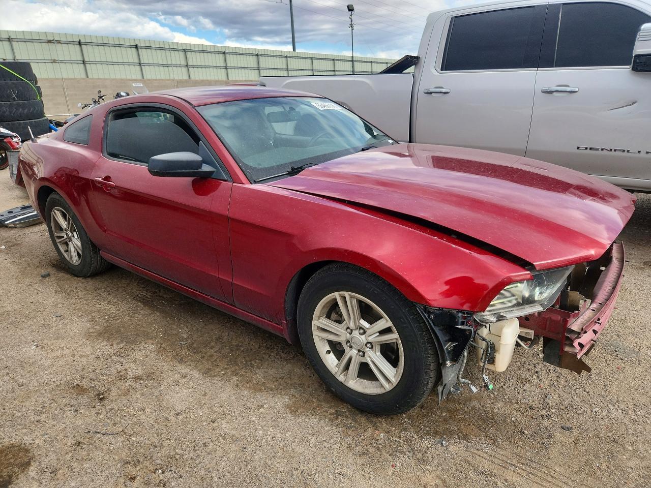 2014 Ford Mustang - zdjęcie 4