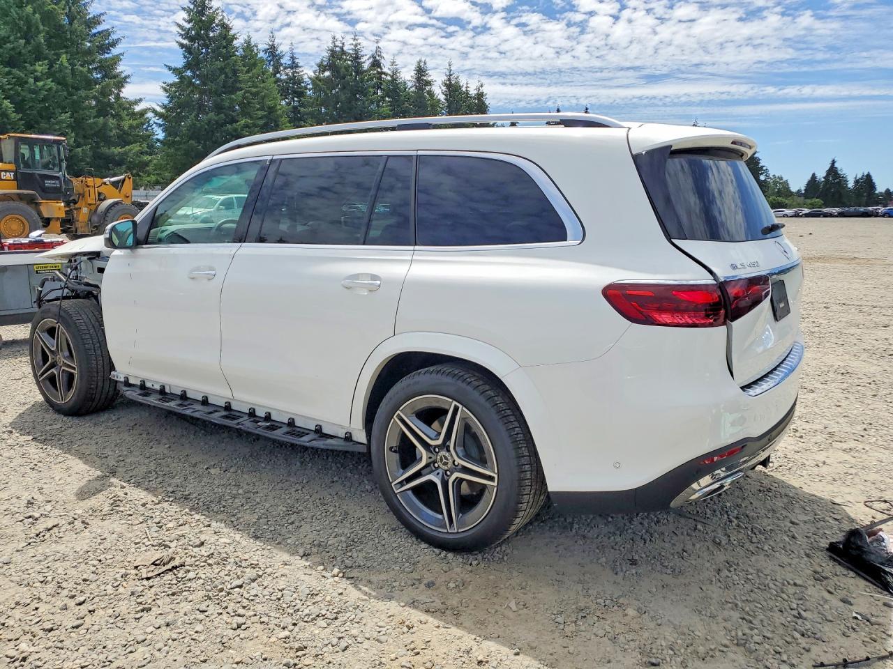 2026 Mercedes-Benz Gls 450 4Matic - zdjęcie 2