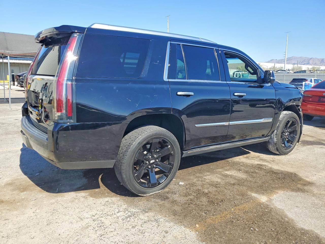 2017 Cadillac Escalade Platinum - zdjęcie 3