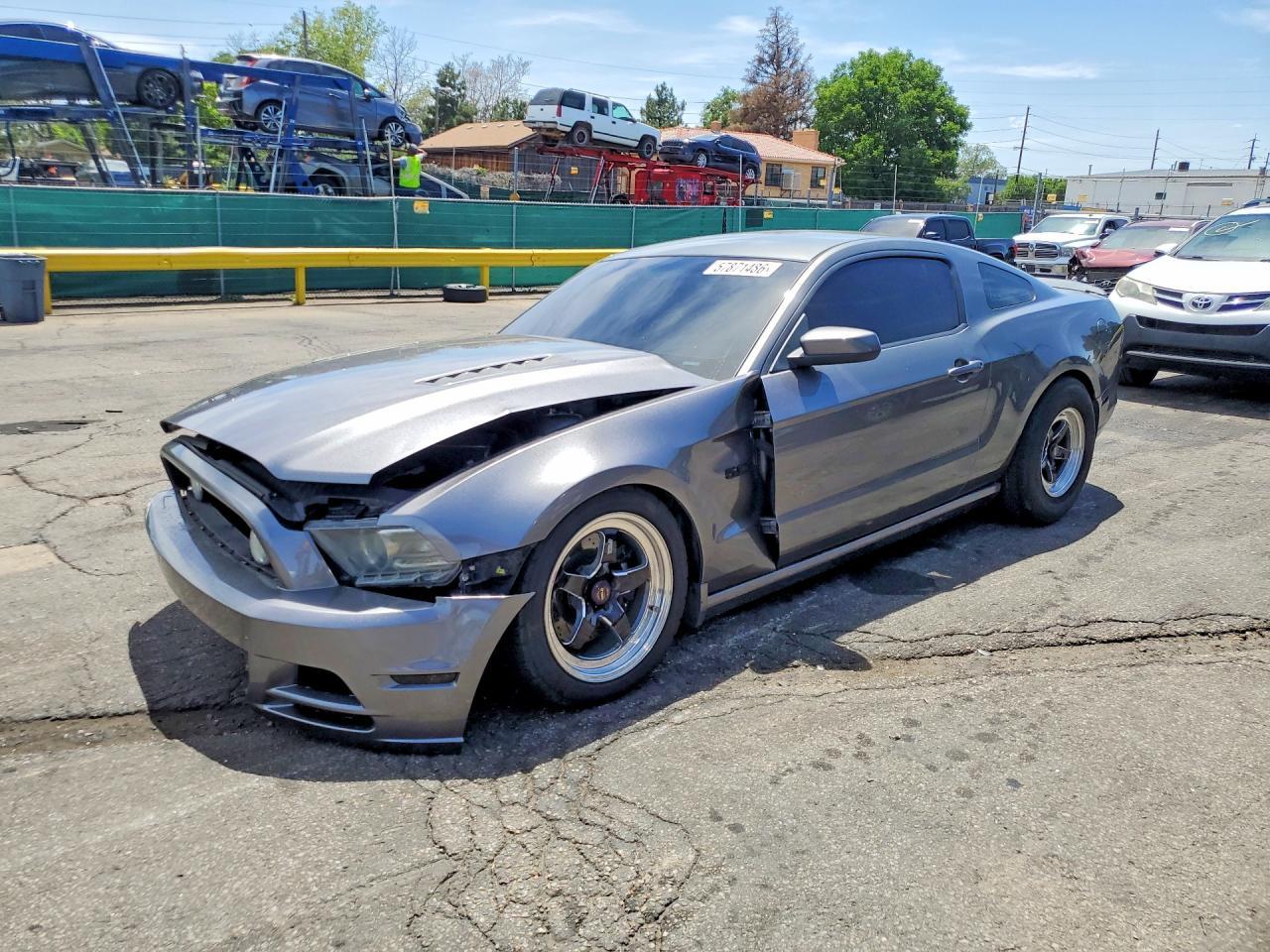 2013 Ford Mustang Gt - zdjęcie główne