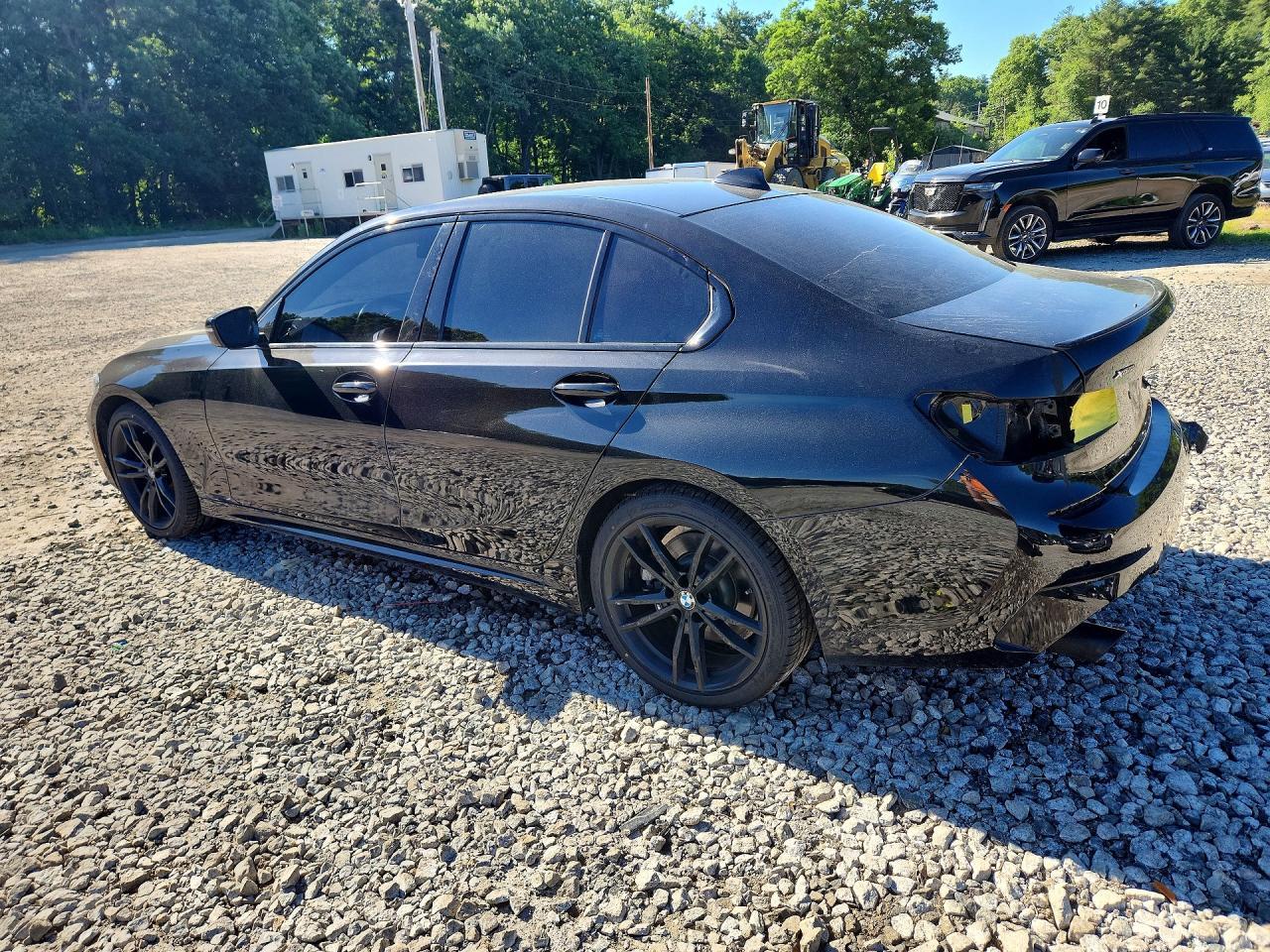 2022 BMW Seria 3 330i - zdjęcie 2