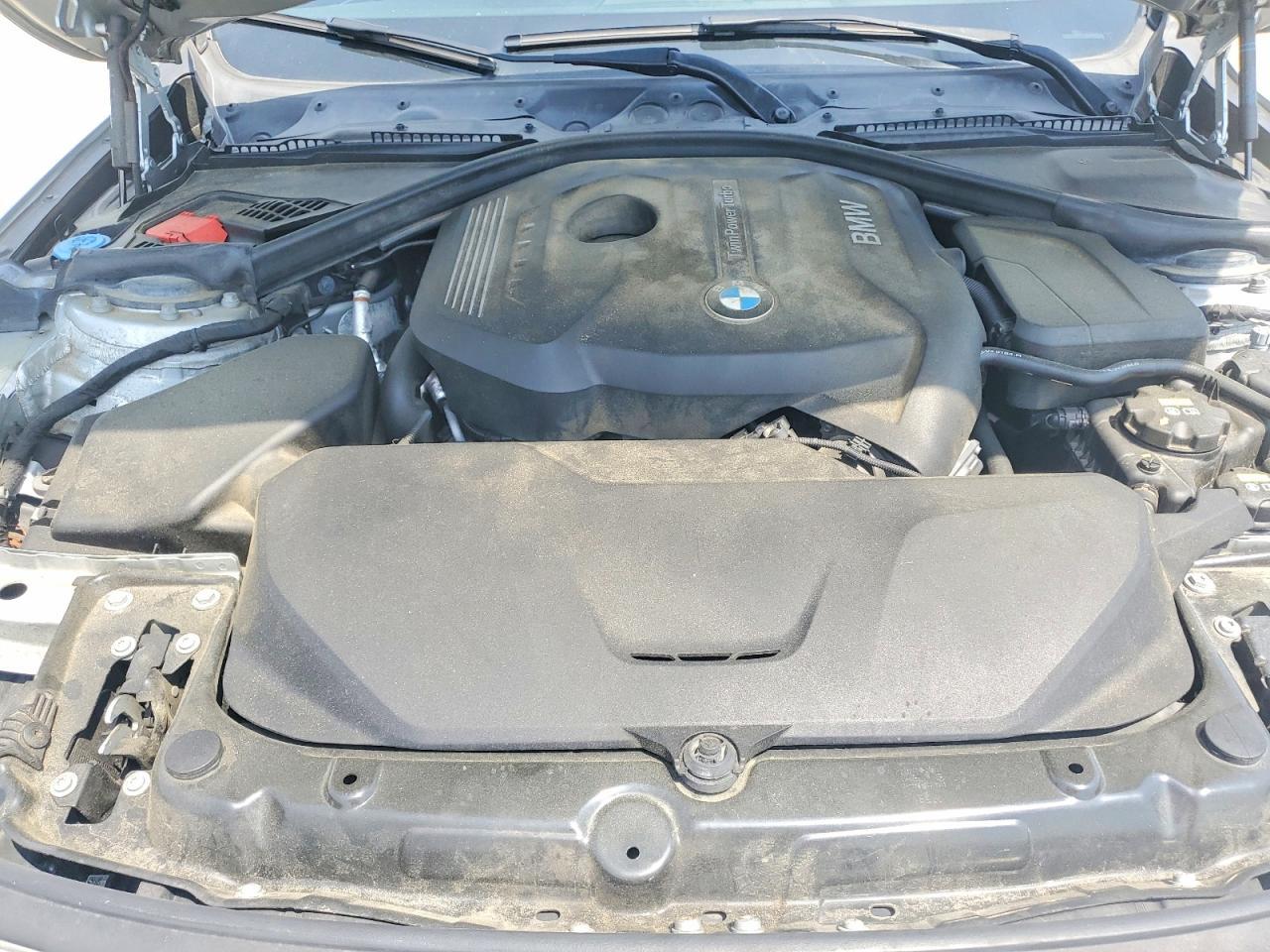 2018 BMW Seria 3 330i - zdjęcie 11