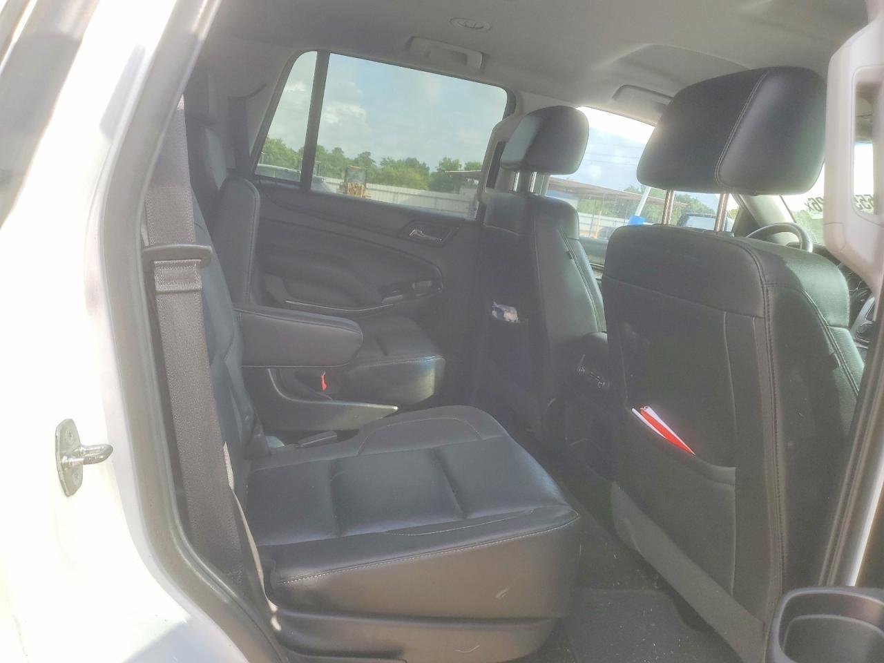 2018 Chevrolet Tahoe C1500 Lt - zdjęcie 11